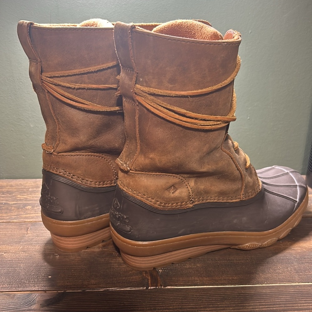 Sperry women’s leather duck boots - Picture 8 of 8
